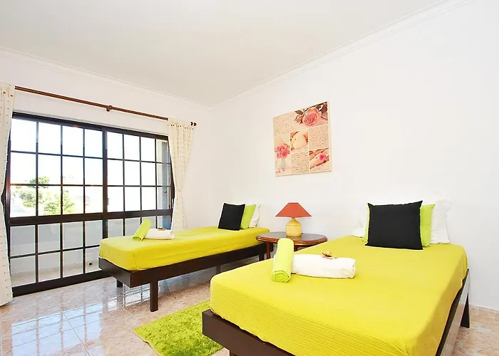 Waikiki By Algarve Vacation