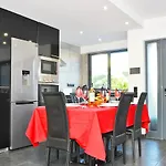 Waikiki - Moradia Familiar Com Bbq E Piscina Aquecivel Albufeira