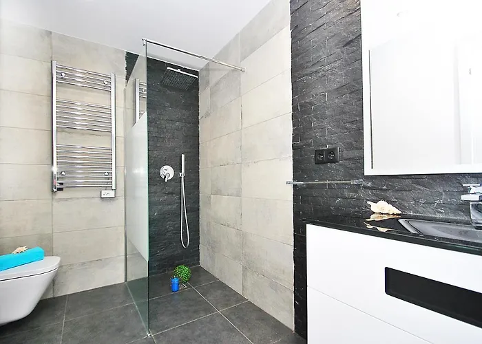 Waikiki By Algarve Vacation Villa