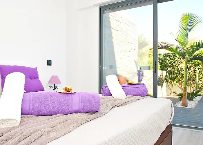 Waikiki By Algarve Vacation Villa *